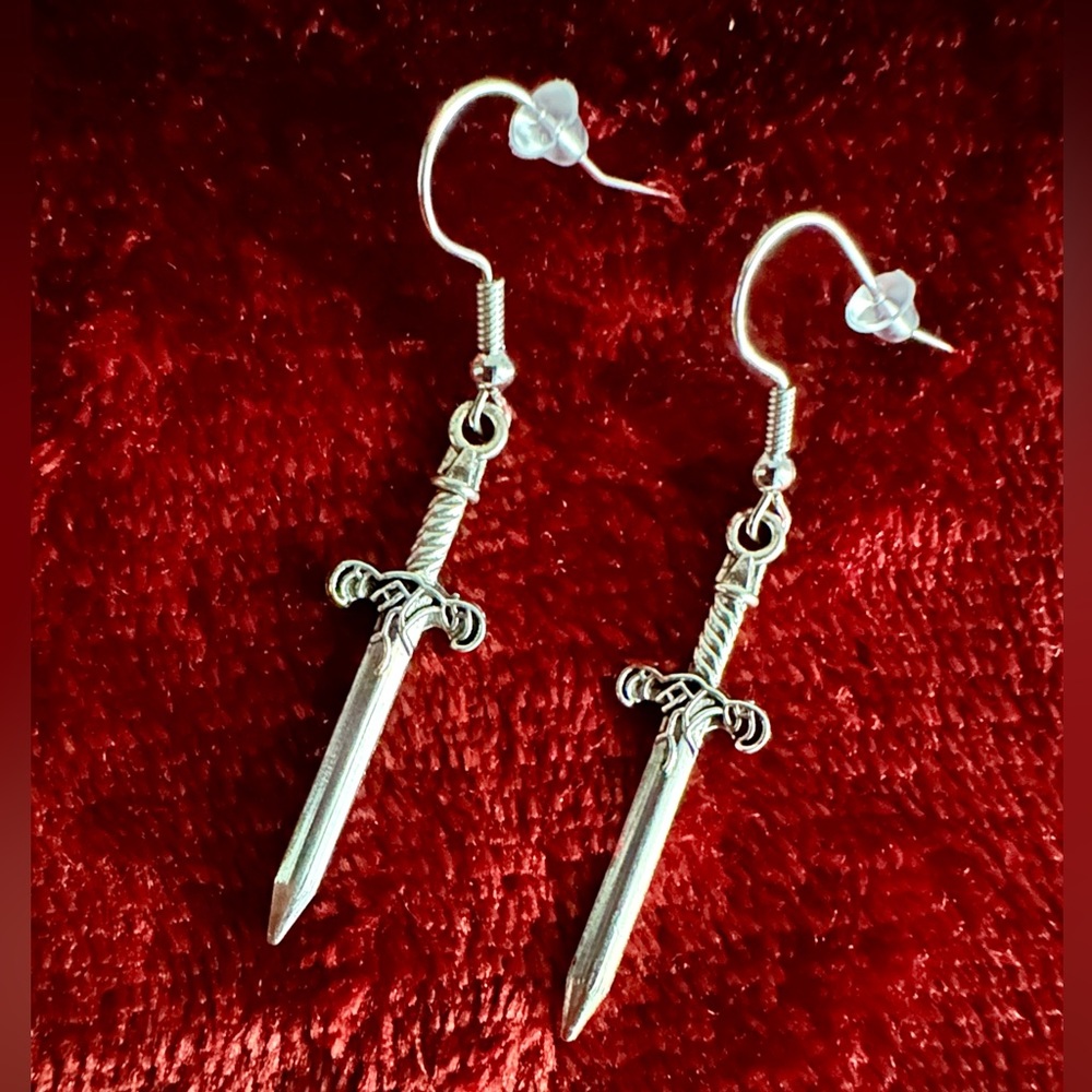 Sword Earrings Dagger Sword Dangle Drop Earrings Silver Tone Brand New